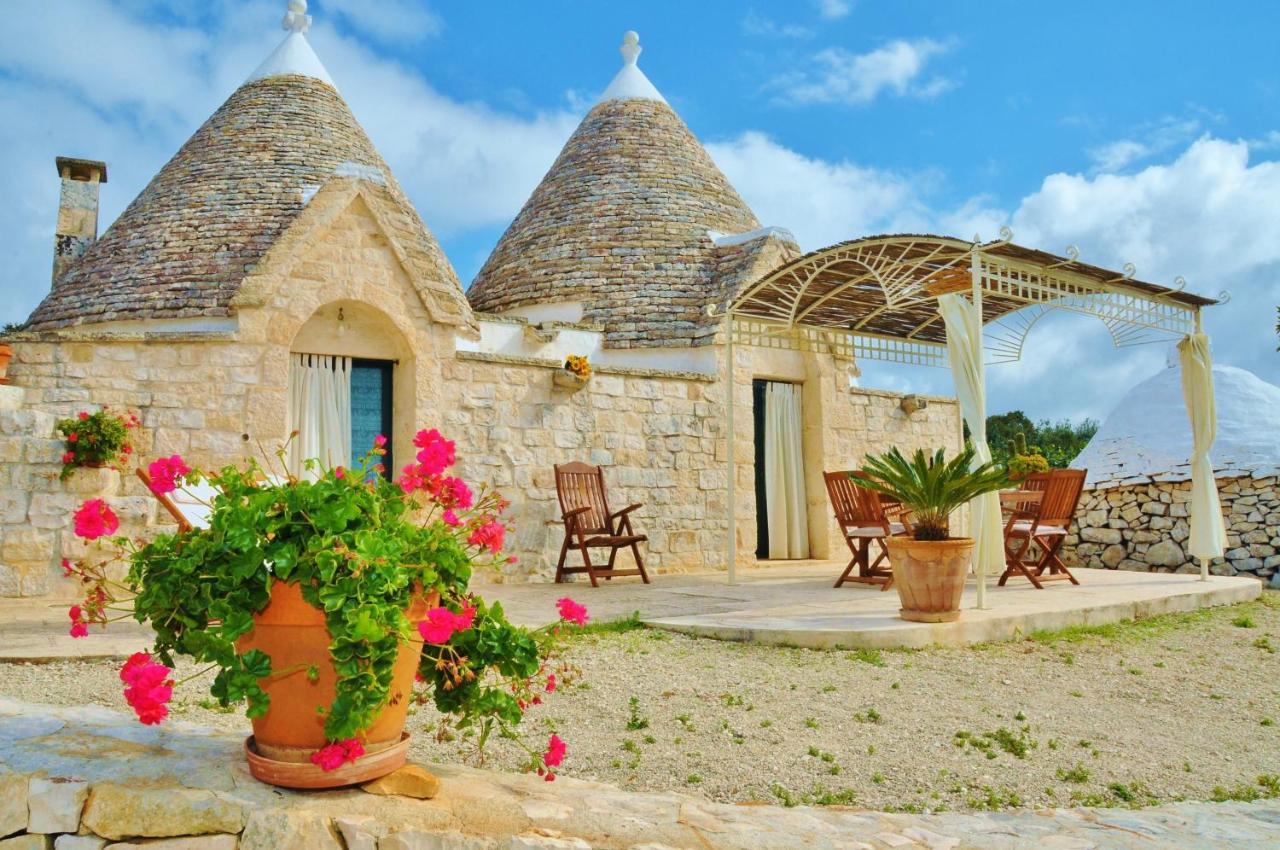 الشقق الفندقية أوستونيفي  Trulli Vules المظهر الخارجي الصورة