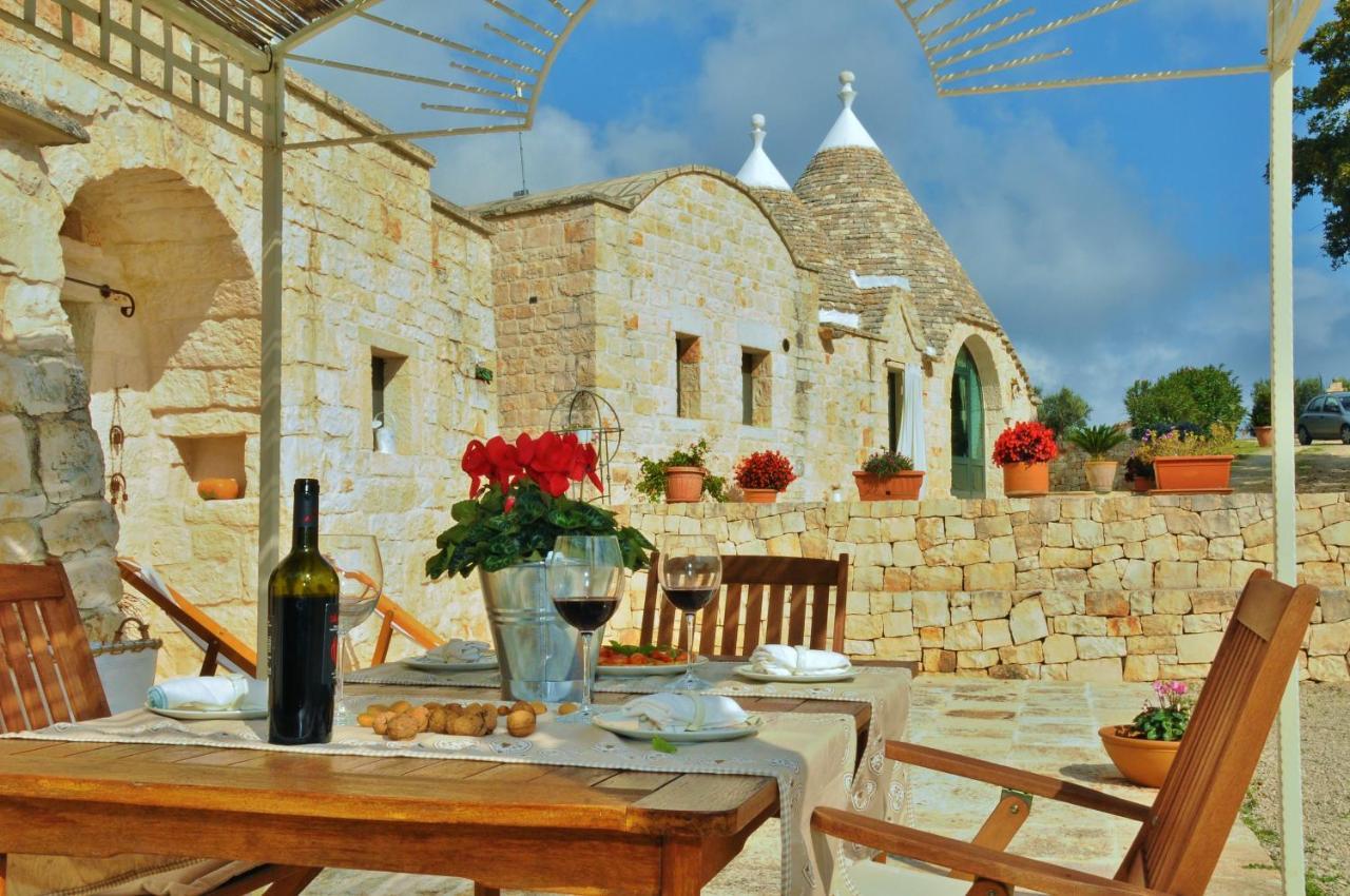 الشقق الفندقية أوستونيفي  Trulli Vules المظهر الخارجي الصورة