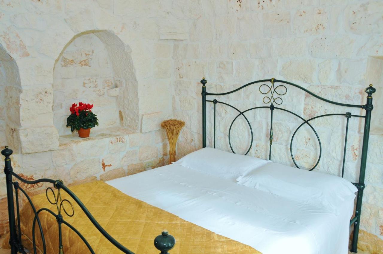 الشقق الفندقية أوستونيفي  Trulli Vules المظهر الخارجي الصورة