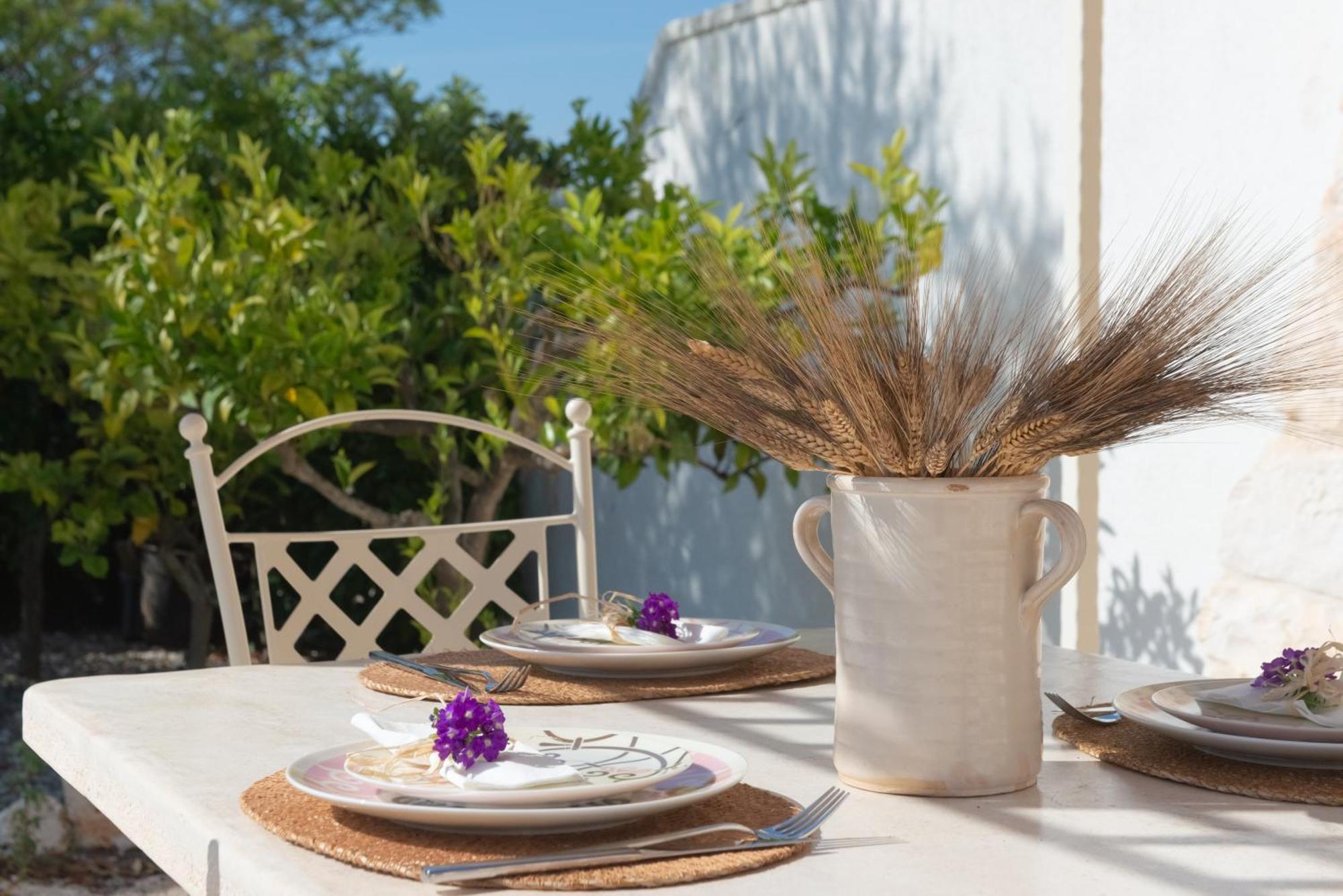 الشقق الفندقية أوستونيفي  Trulli Vules الغرفة الصورة